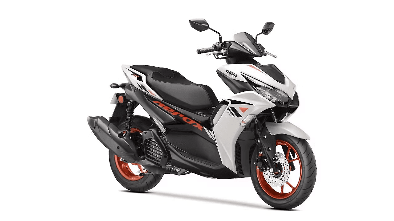 YAMAHA Aerox 155 rental view 2 in Mumbai
