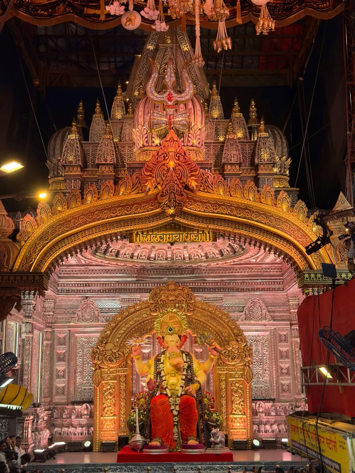 Ganpati Pandal Hopping in Mumbai: Best Pandals, Routes and Travel Tips for 2026