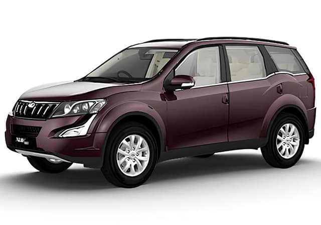 Mahindra XUV 500 W8 BS4 - Lakreprle Car available for rent in Worli, Mumbai