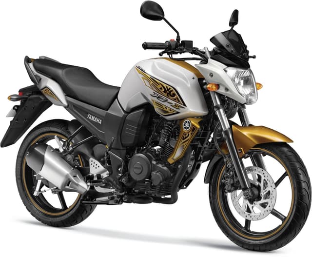 YAMAHA FZ-S Version 1.0 - Hawk-Eye Gold Bikes available for rent in MIDC, Andheri East, Mumbai
